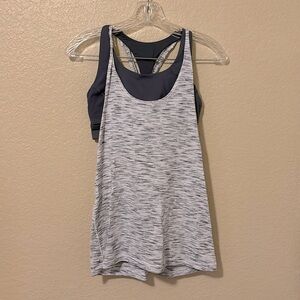 Lululemon 2-in1- tank - Size 6